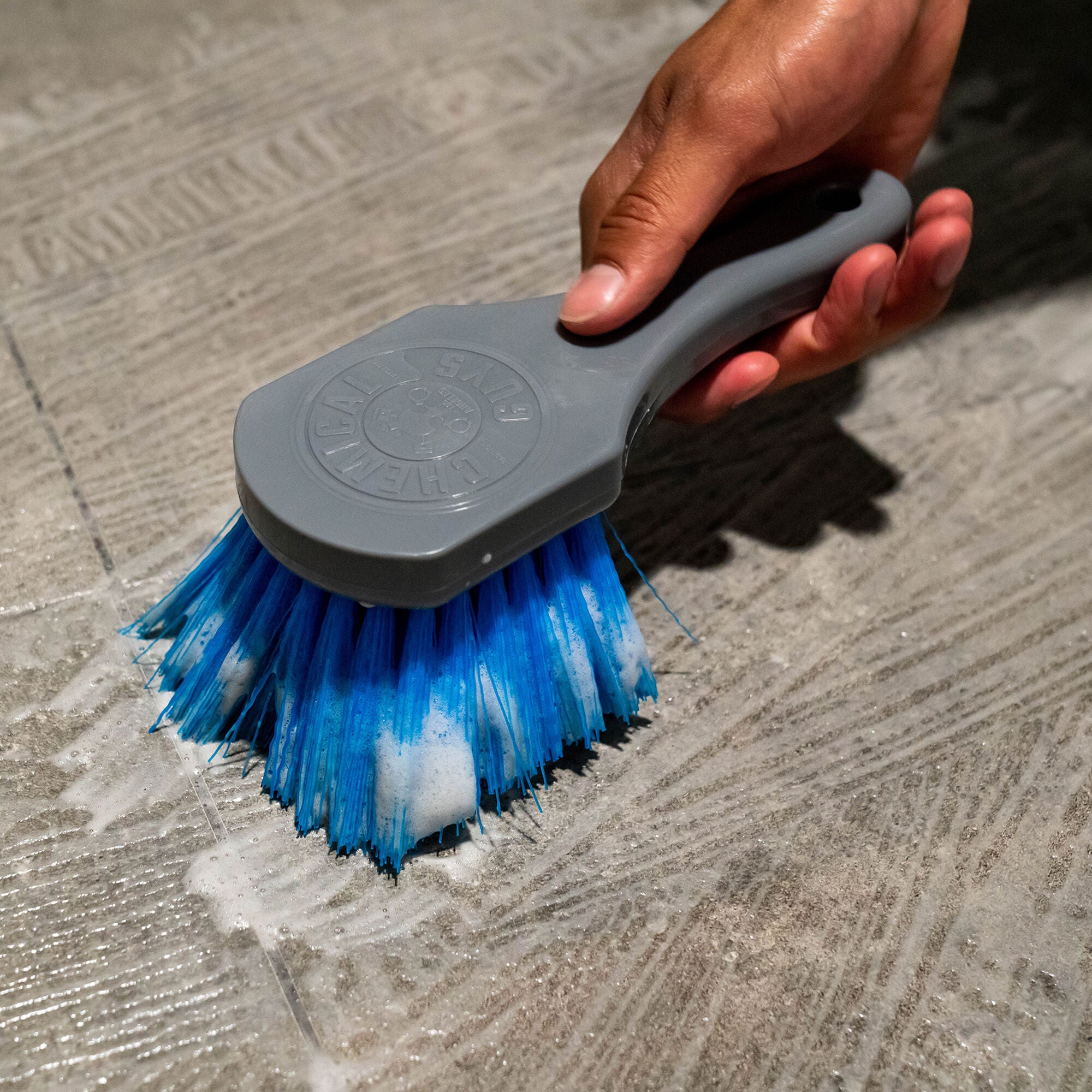 Big Blue Stiffy Heavy Duty Tire Brush - Image 6
