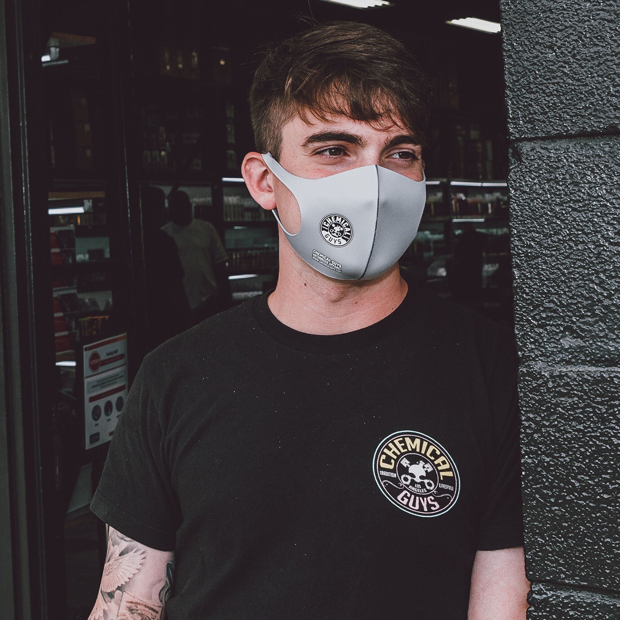Chemical Guys Gray Cloth Non-Medical Face Mask - Image 4