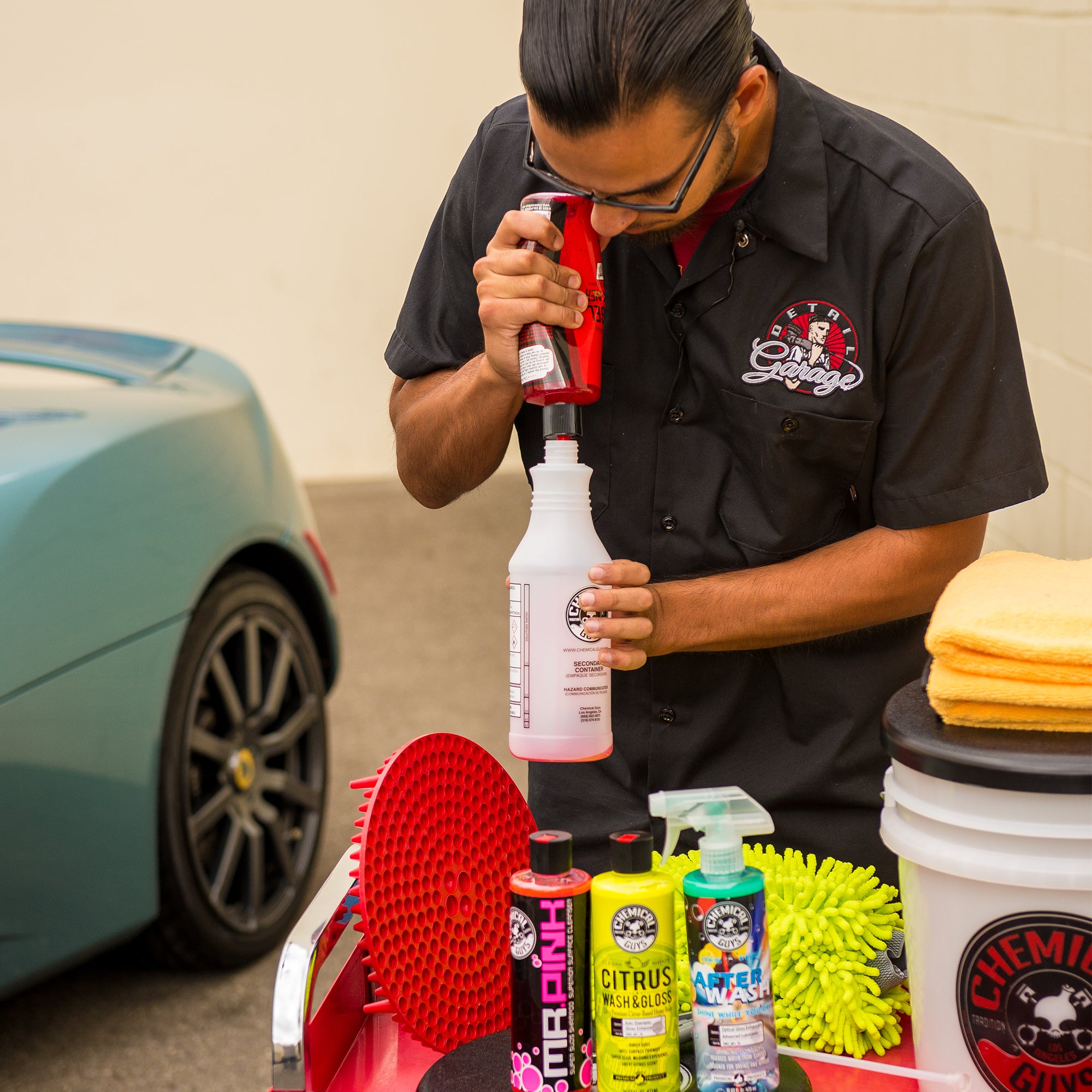 Professional Heavy-Duty Bottle & Sprayer - Image 2